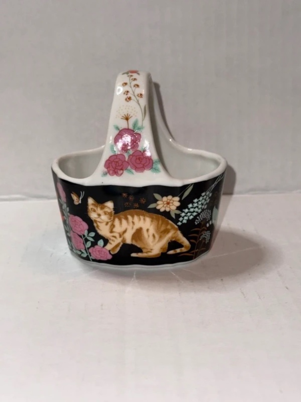 Vintage Action Japan Porcelain Tabby Cat & Floral Trinket Basket